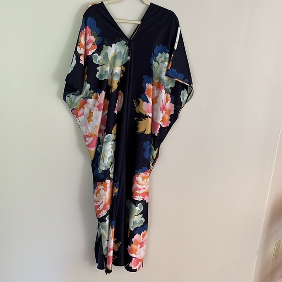 - Natori Hanami navy floral print caftan vneck size M - Picture 4 of 12